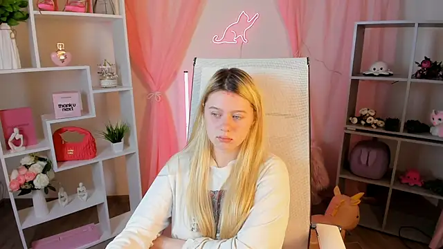 XXX chat uživo modela CelestineMauriac