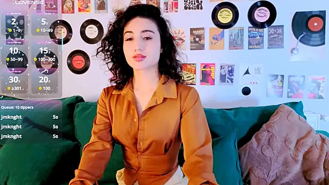 Maya_Rogerss' Live XXX Chat