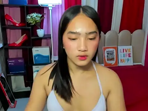 BigCockCristine 网络视讯表演