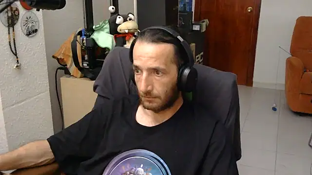 softail85's Live XXX Chat