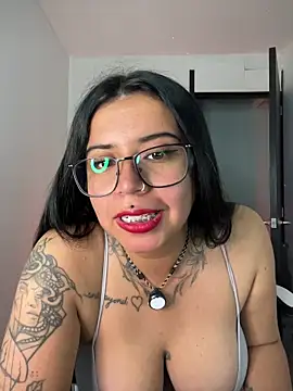 Chatroom XXX en direct de Devilsweet17