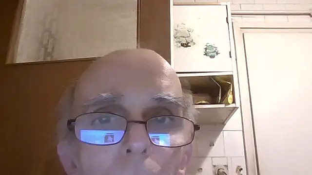 Pokazy przed kamerką – mariusica1@xh