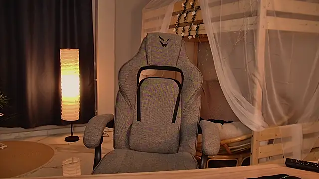 FlexyFox Chat XXX in diretta