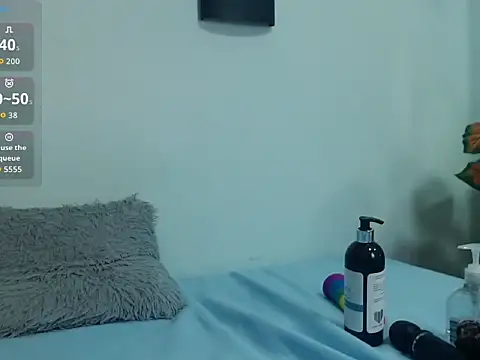 XXX chat uživo modela tinisweet