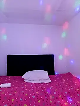 liz7skinny live XXX chat