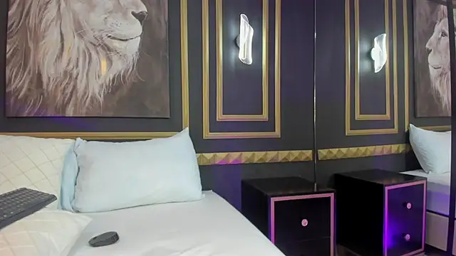 Chat +18 de mia_watsonn_ ao vivo