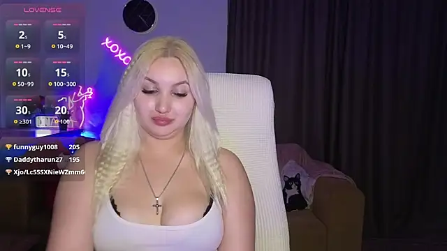 adrelaxinan Live XXX chat