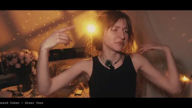 WebCora élő XXX-chatje