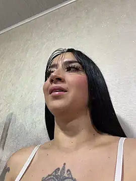 Živý XXX chat EmmyEvans1