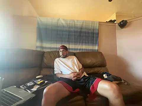 ThrowedWorldWide 现场XXX聊天