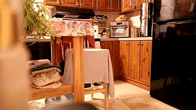 xxpixeyxx's Live XXX Chat