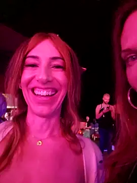 Luna_Kitanna Pertunjukan Webcam