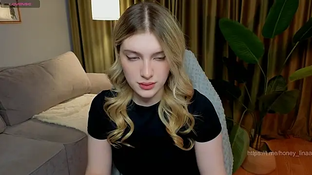 honey_kors live XXX chat