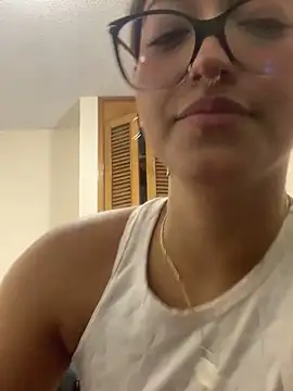 LilithMonette Adlı Modelin Canlı XXX Sohbeti