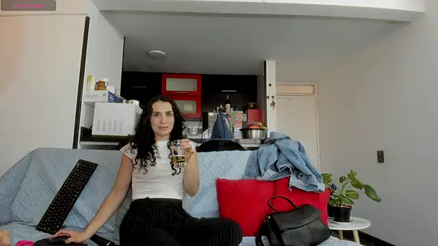 RubbyTaylor লাইভ XXX চ্যাট