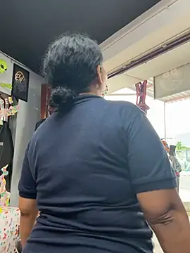 Kaily_Sweet16のライブXXXチャット