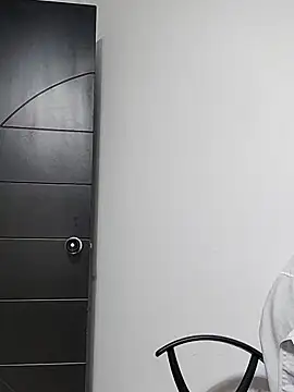 MrSecretSuit Webcam Show