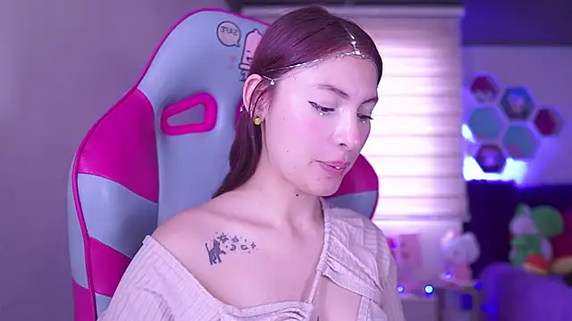 Chat +18 de Rebecah_1 ao vivo