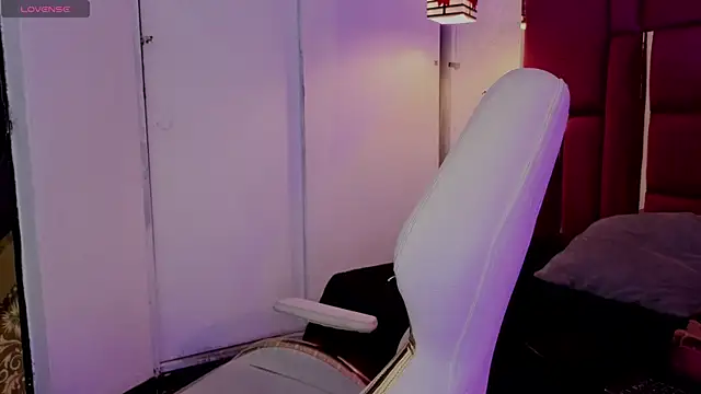 morgana_white: онлайн-секс-чат