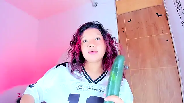 Emily_Coper18 现场XXX聊天