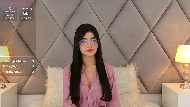 Chatroom XXX en direct de OliviaDiaz