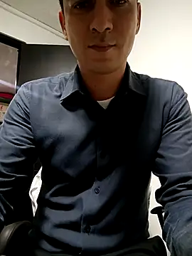 Chat XXX Live MrSecretSuit