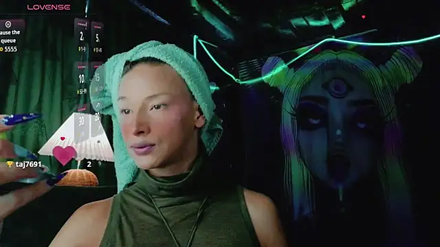 Summer_XOn Webbikameraesitys