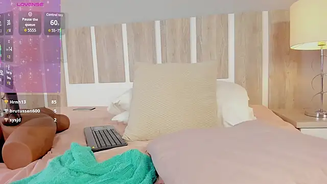 Czat XXX na żywo – EmilySearss