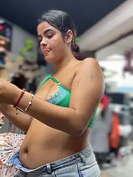 Kaily_Sweet16's Live XXX Chat