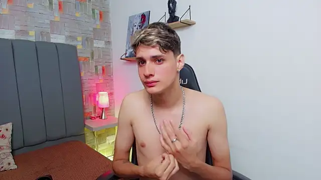 flaquito___ Show Webcam