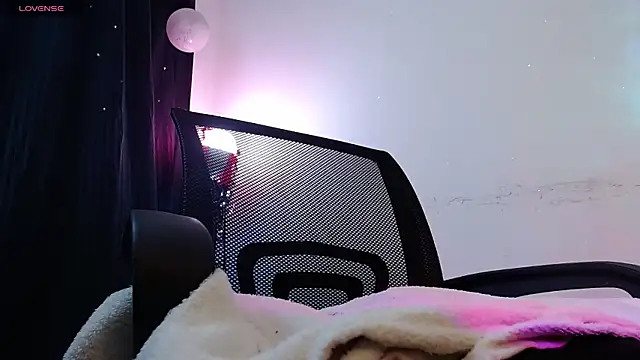 Camila_TorresssのライブXXXチャット