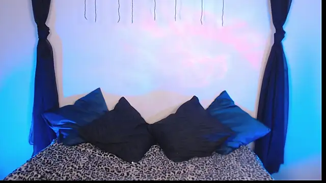 XXX chat uživo modela Agatha_Tenebris