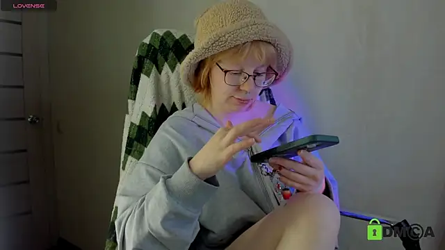 Онлайн чат XXX Melissa_Wells