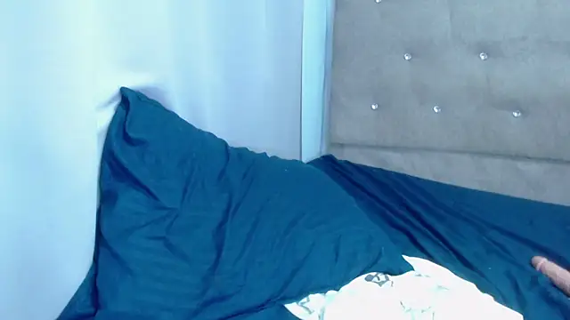 Alana_Martinez_ Adlı Modelin Canlı XXX Sohbeti