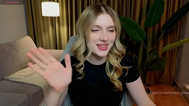 Chat +18 de honey_kors ao vivo