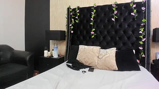 Онлайн чат XXX MeganNightt