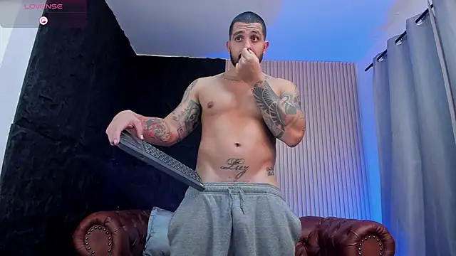 Živý XXX chat KyleNorth_