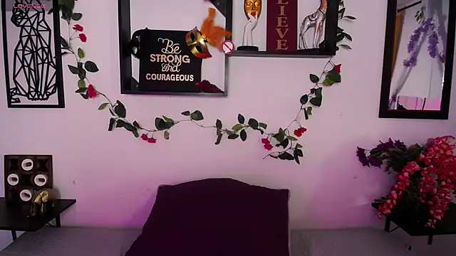 emily_34_: απευθείας συνομιλία ΧΧΧ