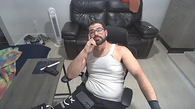 Zander823's Live XXX Chat