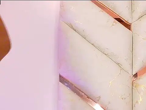 دردشة AlanaDoll الجنسية المباشرة