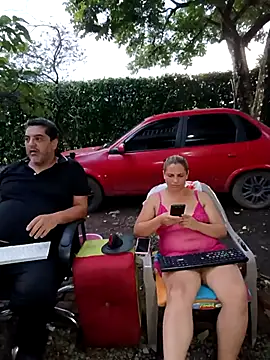 hotandfierylatinos2023 Adlı Modelin Canlı XXX Sohbeti