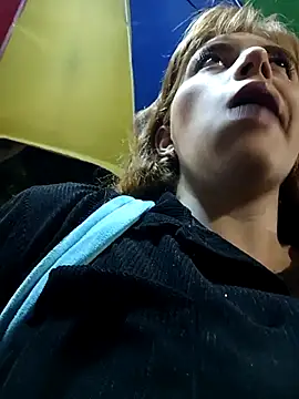 Chat +18 de Isabella_risky ao vivo