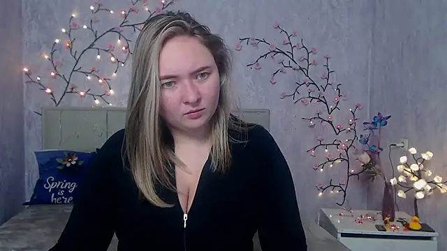 SallyVerda 即時 XXX 聊天