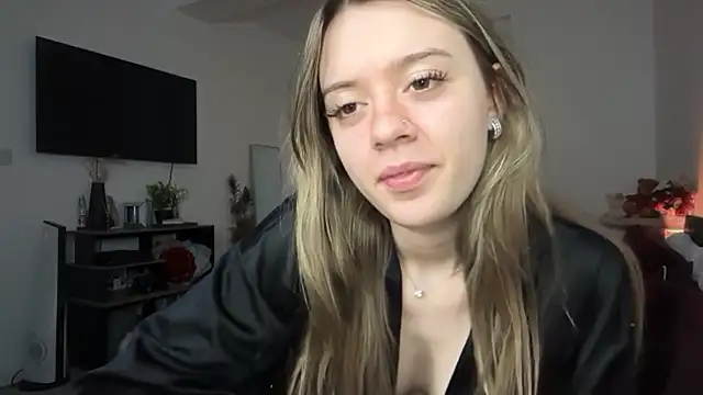 Вебкам-шоу YasminLace