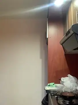 LilithMonette 即時 XXX 聊天