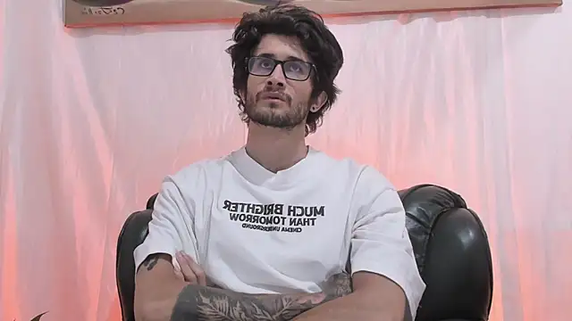 Loggan_donnellyのライブXXXチャット