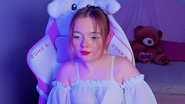 ElinaVale's Live XXX Chat