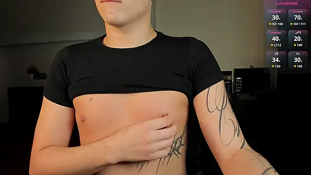 แชท XXX สดของ mystic_evan