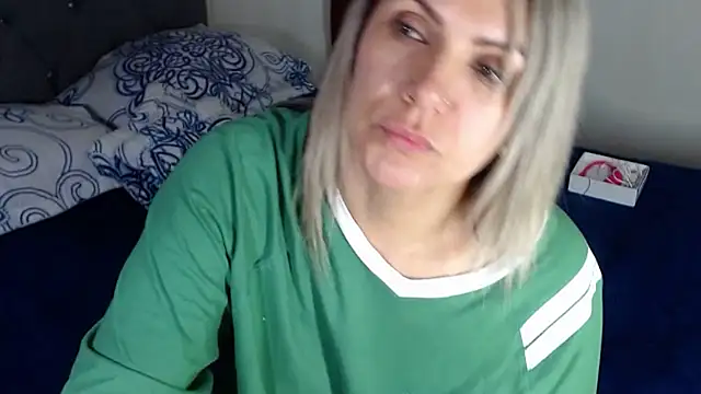 عرض كام Chantal_hott