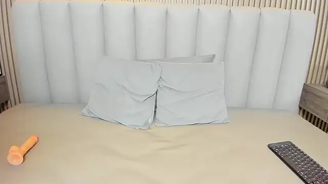 Michelle_Saenz_のウェブカメラショー